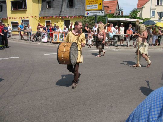 Festumzug zur 800-Jahr-Feier von Wermsdorf