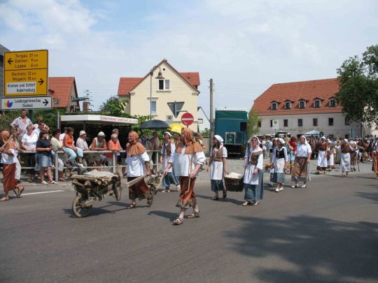 Festumzug zur 800-Jahr-Feier von Wermsdorf