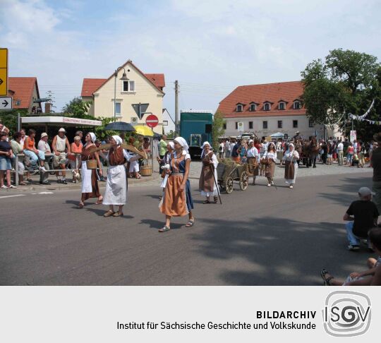 Festumzug zur 800-Jahr-Feier von Wermsdorf