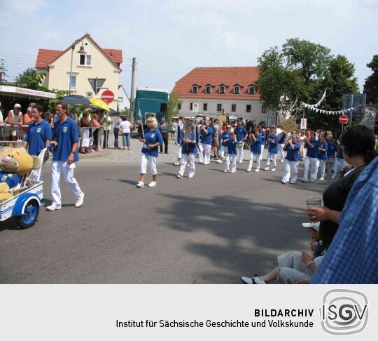 Festumzug zur 800-Jahr-Feier von Wermsdorf