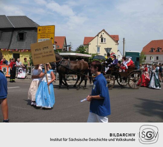 Festumzug zur 800-Jahr-Feier von Wermsdorf