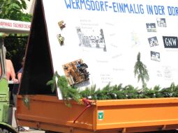 Bild: Festumzug zur 800-Jahr-Feier von Wermsdorf