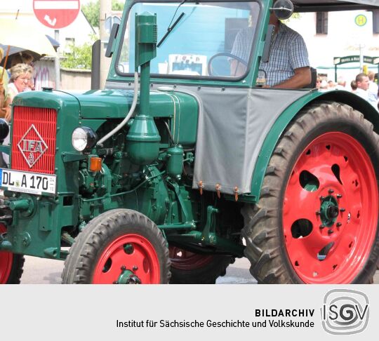 Festumzug zur 800-Jahr-Feier von Wermsdorf