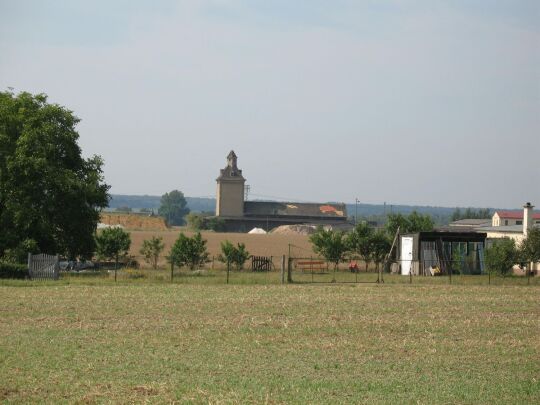 Blick zum ehem. Kornhaus in Dahlen