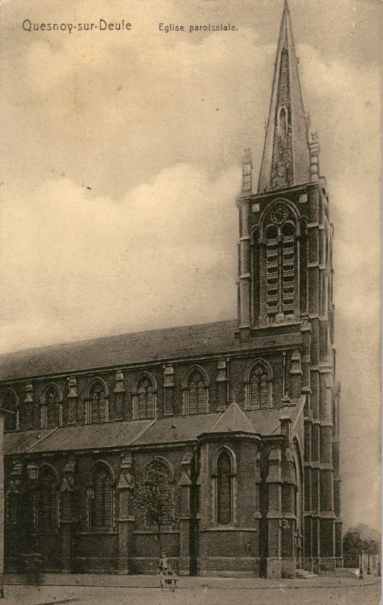 Postkarte: "Quesnoy-sur-Deule Eglise proissiale."