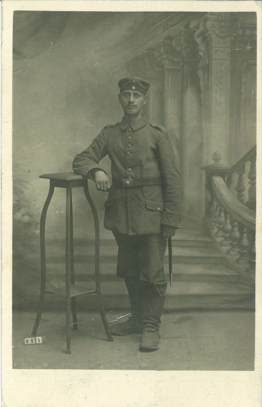 Postkarte: Portrait eines Soldaten