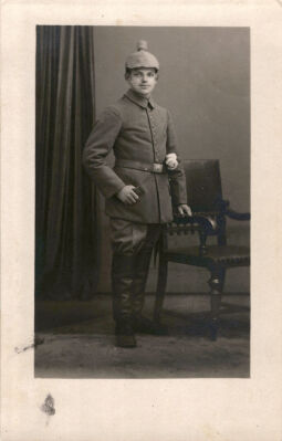 Bild: Postkarte: Portrait eines Soldaten in Uniform