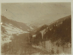 Verschneites Tal in den Bayerischen Alpen