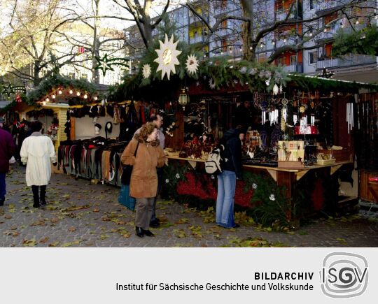 Weihnachtsmarkt in Dresden 2001