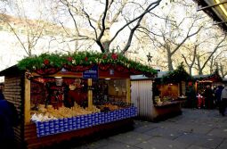 Bild: Weihnachtsmarkt in Dresden 2001