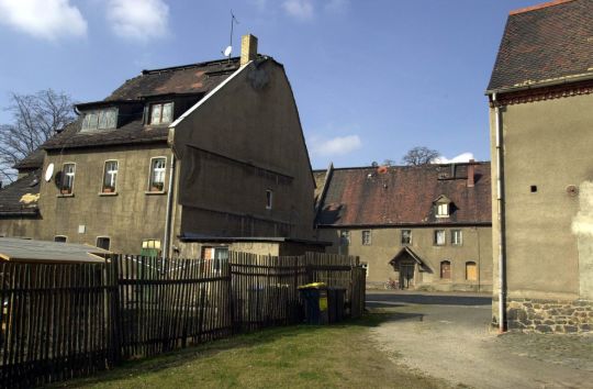 Ansicht des ehemaligen Gutshofs in Merkwitz mit Wirtschaftsgebäuden