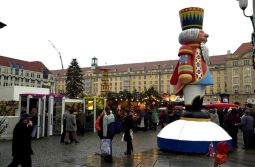 Bild: Ansicht des Striezelmarktes