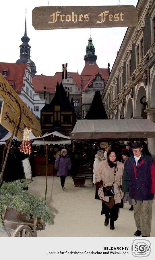 Ansicht eines Dresdner Weihnachtsmarktes