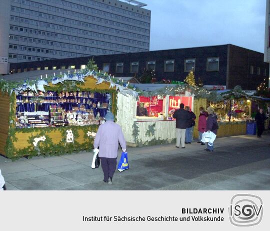 Weihnachtsmarkt Prager Straße in Dresden 2001