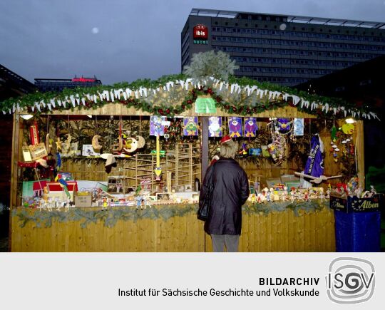 Weihnachtsmarkt Prager Straße in Dresden 2001