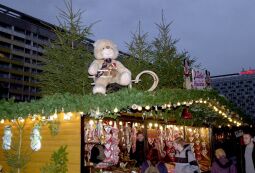 Bild: Weihnachtsmarkt Prager Straße in Dresden 2001