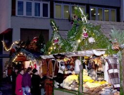 Bild: Weihnachtsmarkt Prager Straße in Dresden 2001