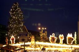 Bild: Ansicht des Striezelmarktes