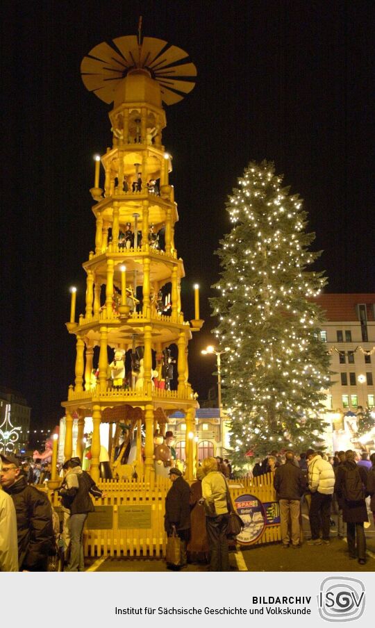 Ansicht des Striezelmarktes in Dresden