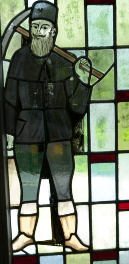 Bild: Bleiglasfenster im Rathaus von Oberwiesenthal