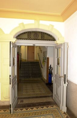 Bild: Ortsansicht in Zschaitz - Schulgebäude