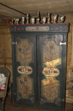 Bild: Innenansicht einer lausitzisch eingerichteten Stube