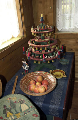 Bild: Innenansicht einer lausitzisch eingerichteten Stube