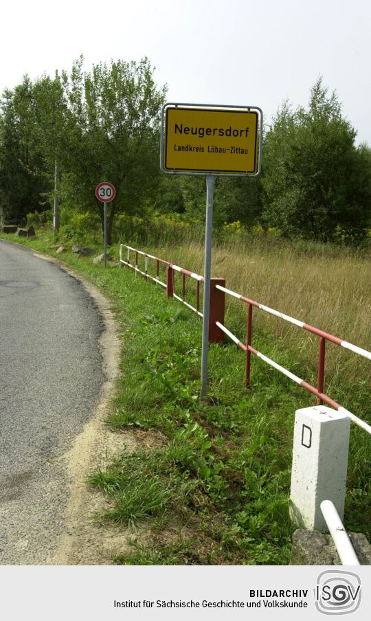 Ansicht der Grenze zwischen Neugersdorf und Jiříkov