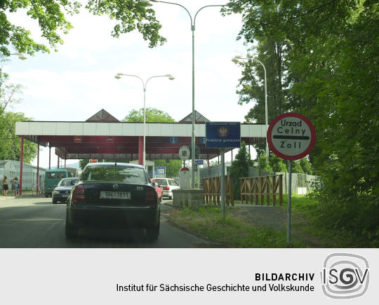 Ansicht des Grenzübergangs zwischen Hrádek nad Nisou und Bogatynia