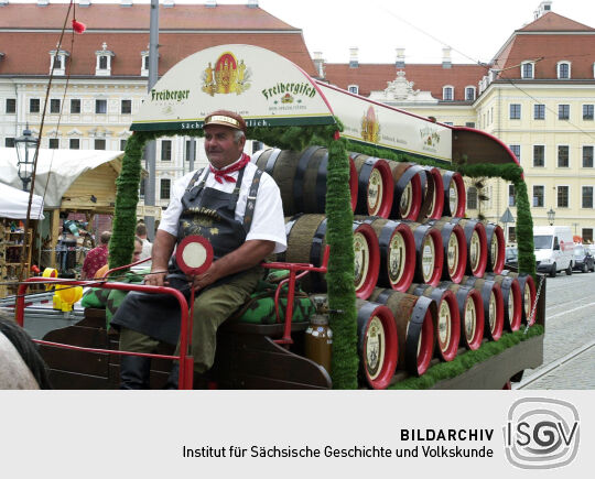 Ansicht des Dresdner Stadtfestes 2003