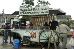 Bild: Ansicht des Dresdner Stadtfestes 2003