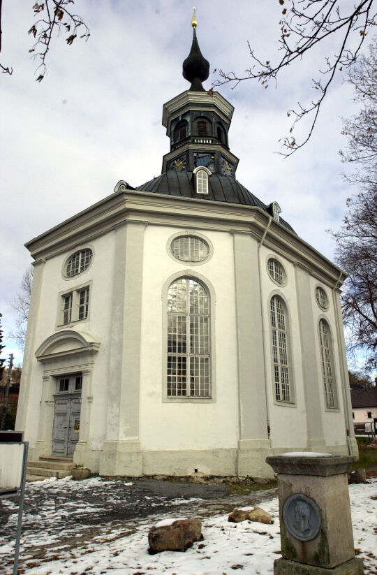 Ansicht der Kirche in Carlsfeld