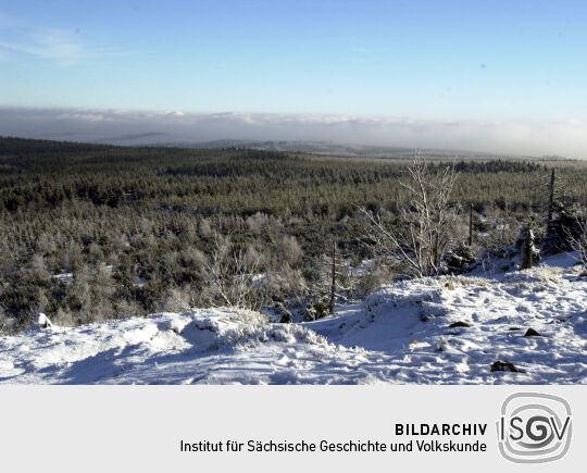 Landschaftsansicht vom Kahleberg ins Erzgebirgsvorland