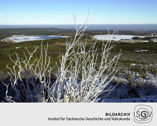 Landschaftsansicht vom Kahleberg ins Erzgebirgsvorland