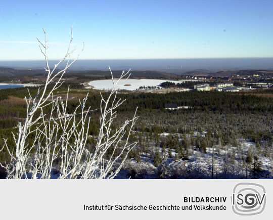 Landschaftsansicht vom Kahleberg ins Erzgebirgsvorland