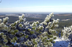 Bild: Landschaftsansicht vom Kahleberg ins Erzgebirgsvorland