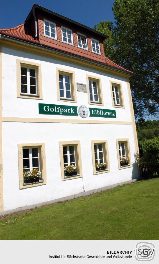 Eingangsbereich des "Golfpark Elbflorenz" in Possendorf