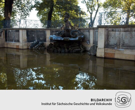 Delphinbrunnen auf der Jungfernbastei