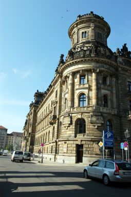 Polizeidirektion an der Dresdner Schießgasse