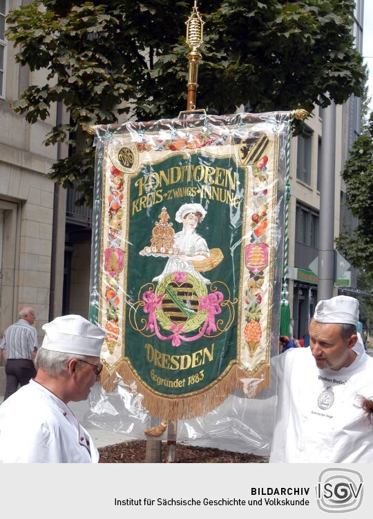 Festumzug zur 800-Jahr-Feier in Dresden