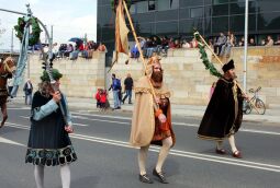 Bild: Festumzug zur 800-Jahr-Feier in Dresden