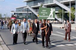 Bild: Festumzug zur 800-Jahr-Feier in Dresden