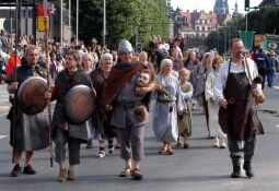 Bild: Festumzug zur 800-Jahr-Feier in Dresden