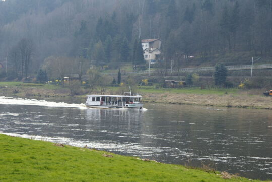 Landschaftsansicht der Elbe