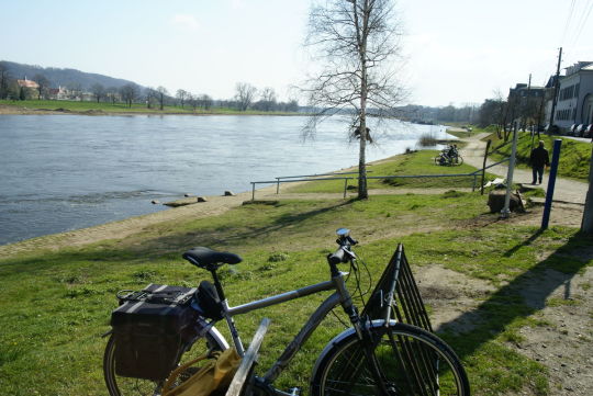 Landschaftsansicht der Elbe