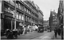 Central -Theater-Passage an der Prager Straße