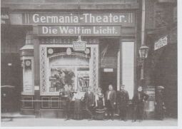 Eingangsbereich des Germania-Theaters, später Metropoltheaters, Schefflerstraße 17