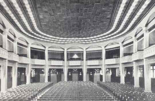 Blick in den großen Saal der Union Theater Lichtspiele