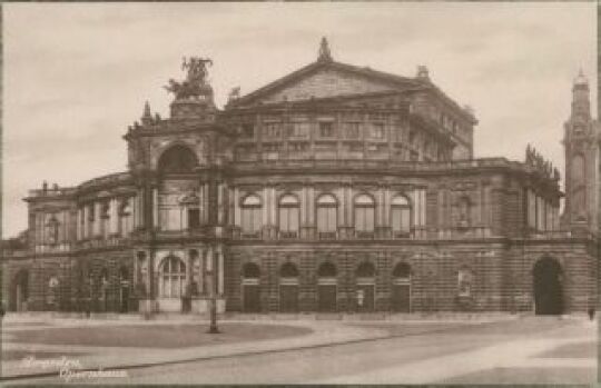 Semperoper, Theaterplatz 2