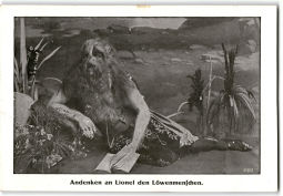 Postkarte: "Andenken an Lionel den Löwenmenschen" - Vorderseite